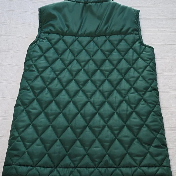 Crown & Ivory Quilted Vest | Forest Green | Diamond Stitch | Boys Size M - Picture 6 of 11